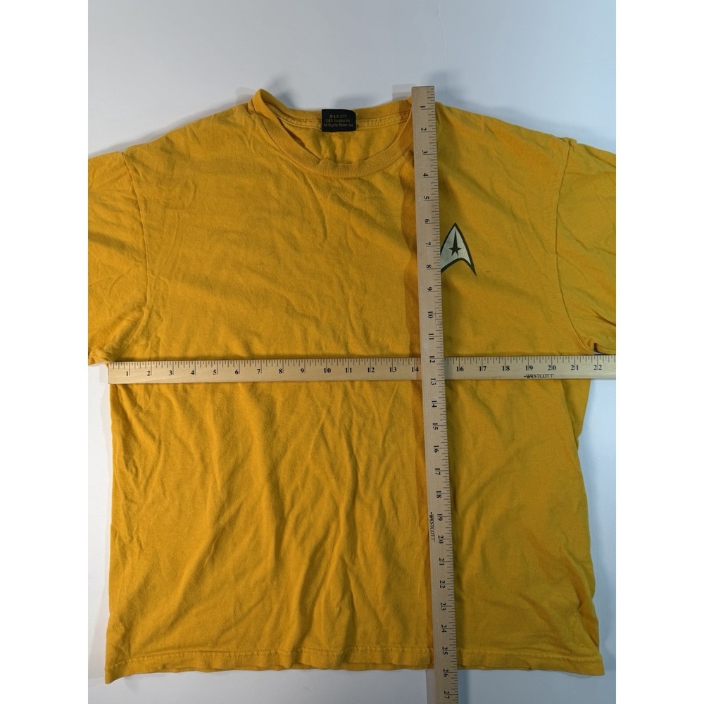 Star Trek Shirt Mens Medium Yellow Uniform Logo Sci Fi Graphic Tee - Picture 4 of 4